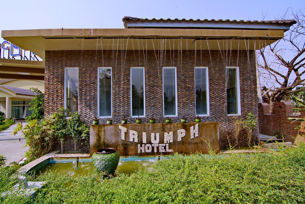 Triumph Hotel Мандалей Екстериор снимка